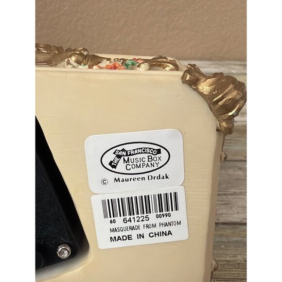 San Francisco Music Box Drdak Sultan’s Dream Carousel Music Box Plays Masquerade - Picture 16 of 16